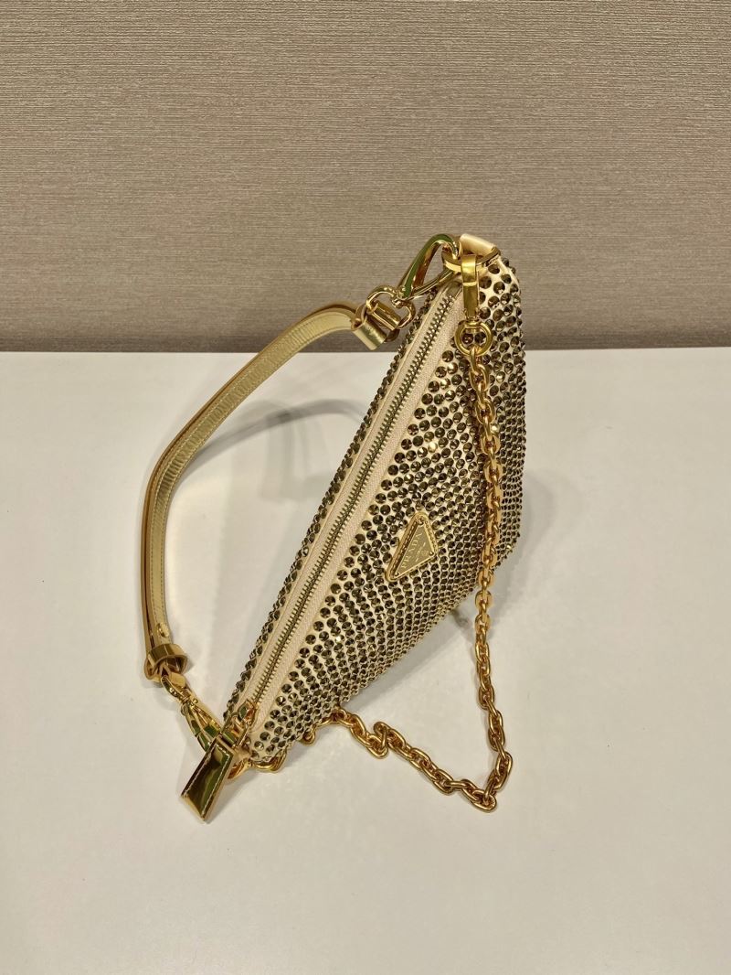 Pra*a triangle pouch
